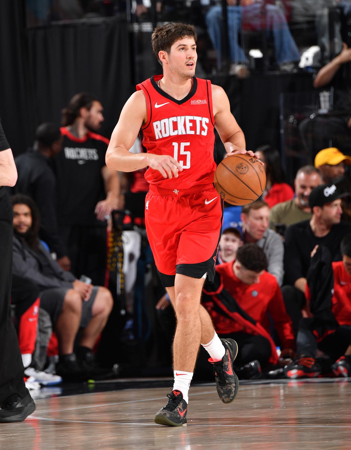 在三场首发, 意的方面是, 今日火箭媒