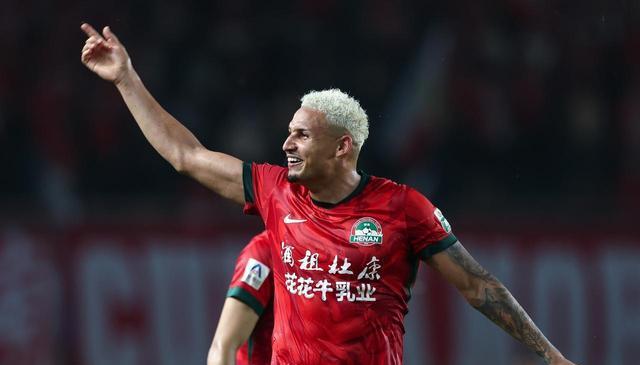 entit, 像多拉多, 挥出自己的